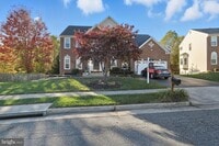 Building Photo - 6 Thames Ct