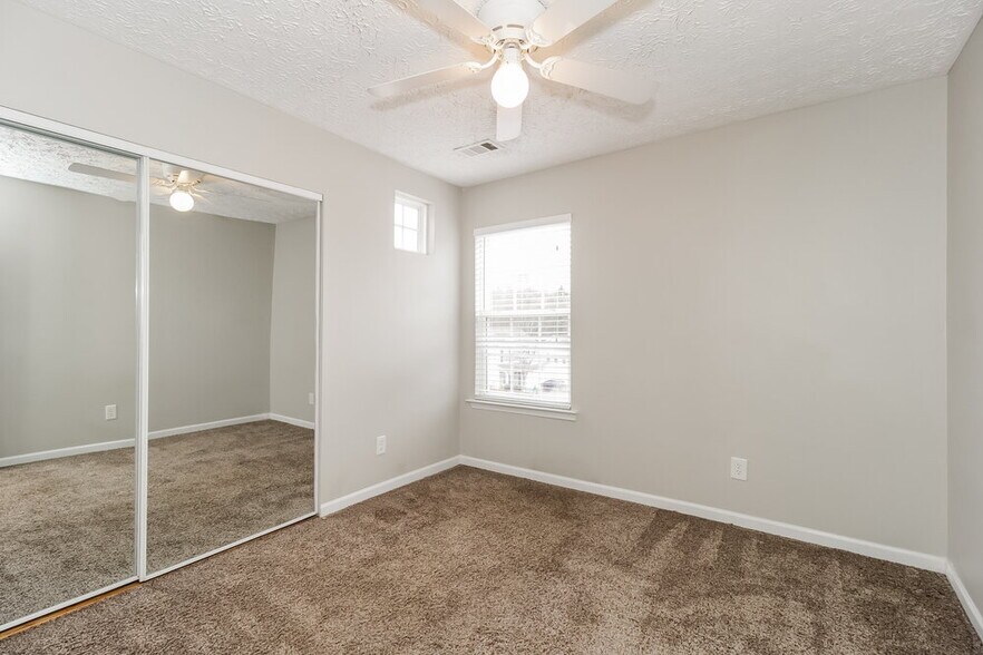Building Photo - 118 Nacoochee Way