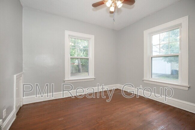 Building Photo - 3581 Ingleside Rd