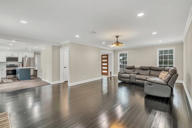 Building Photo - 1118 Cheyenne Meadows Dr