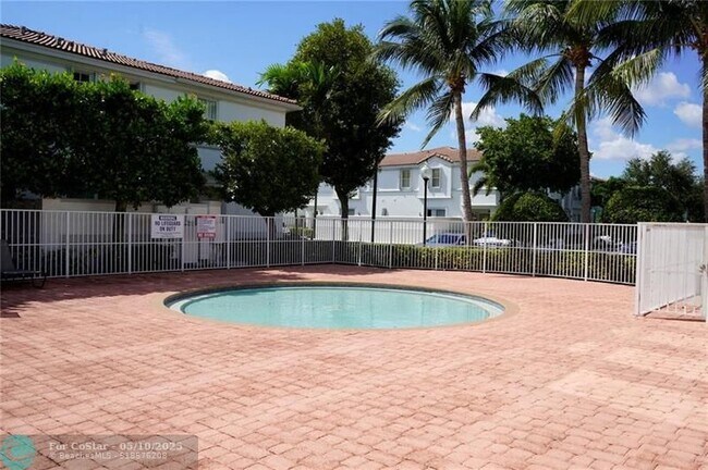 Building Photo - 4221 SW 157th Ave