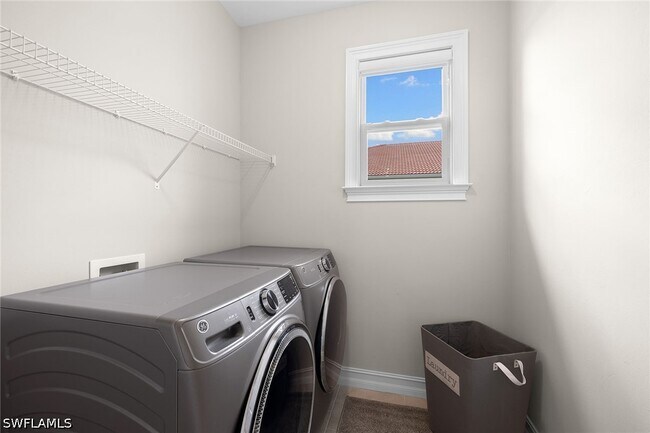 Building Photo - 18713 Lake Hammock Dr