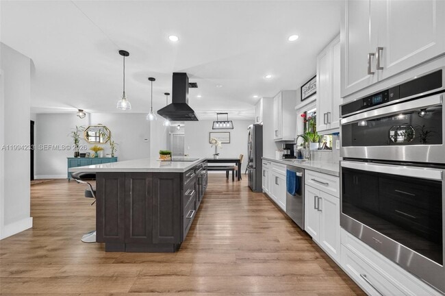 Building Photo - 2385 SW 131st Pl