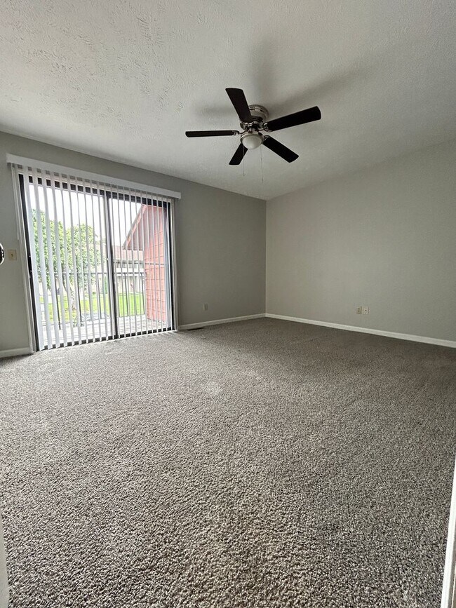 Building Photo - 1522 Pearl Ave