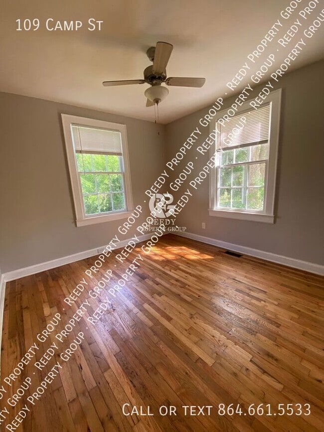 Building Photo - 109 Camp St