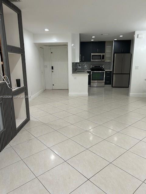 Building Photo - 3987 Carambola Cir N