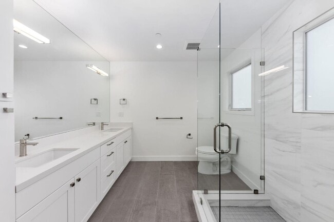 Building Photo - 30 Hermosa Ave