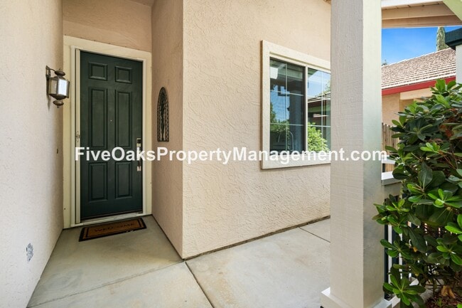 Building Photo - 885 Rathbone Cir