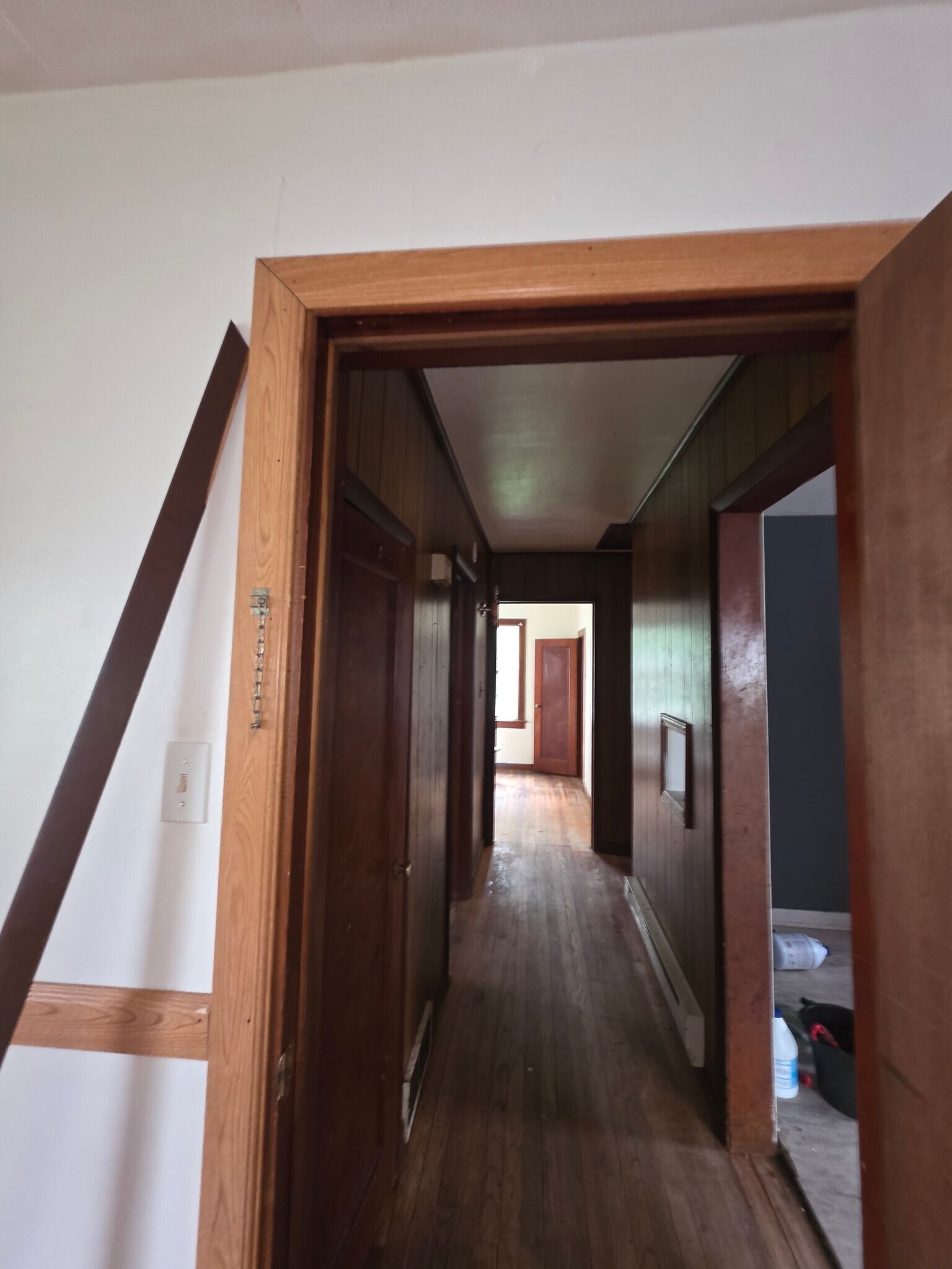 Building Photo - 1818 E Clay St