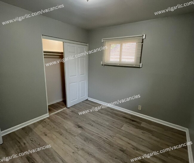 Building Photo - For Rent! 3 Bedrooms | 1 Bathroom | Single-Family Home