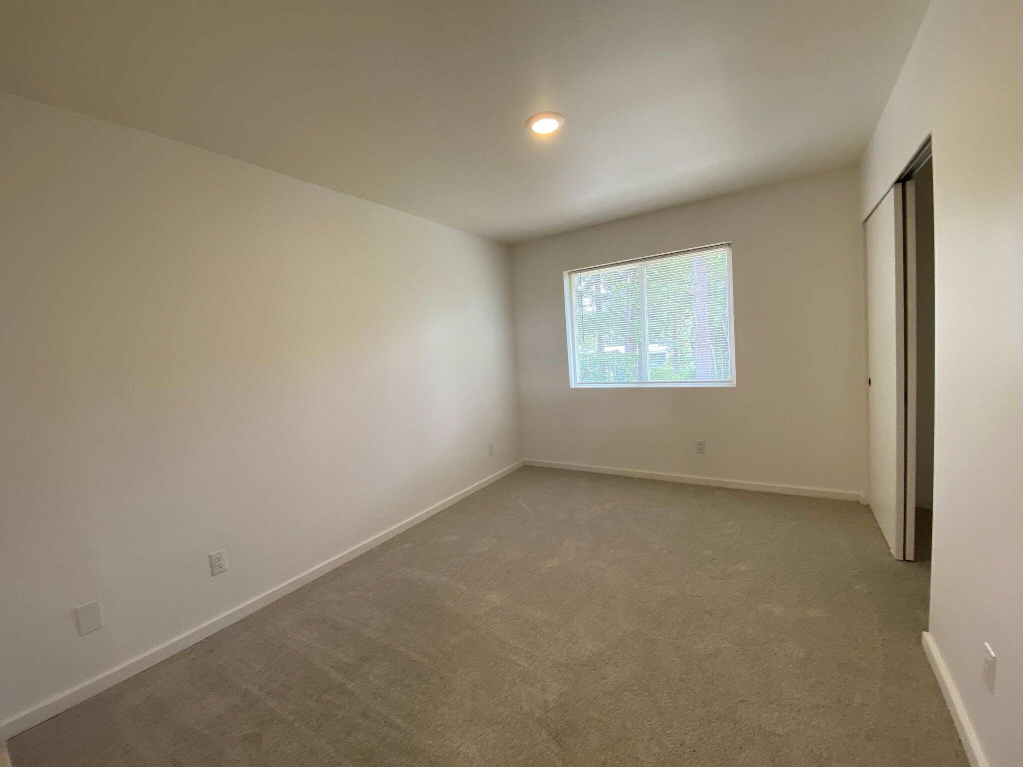 Building Photo - 17517 29th Ave E