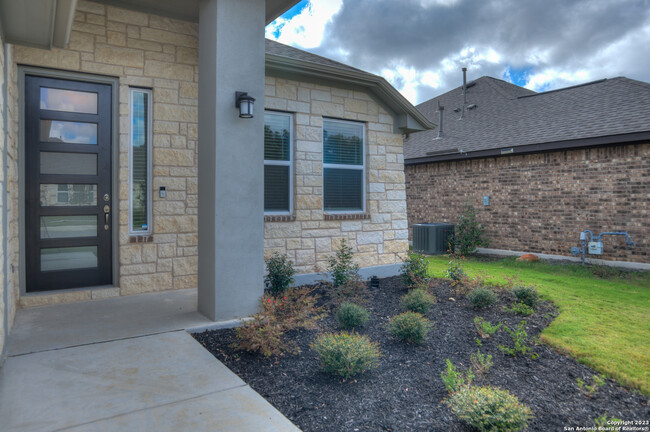 Building Photo - 118 Cordova-