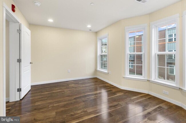 Building Photo - 134 S 46th St