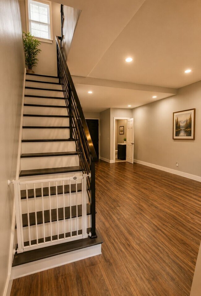 Building Photo - Spacious 3-Bedroom, 1.5-Bath South Philadelphia Townhome with Private Yard and Pets Allowed