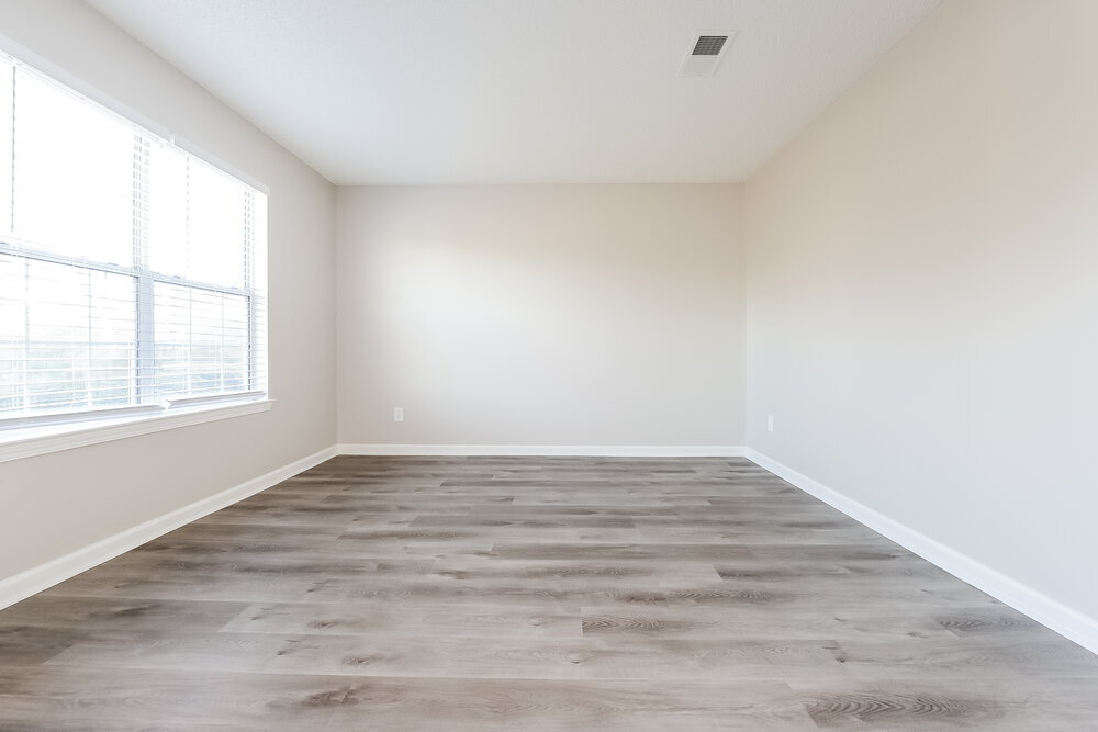 Building Photo - 3948 English Valley Dr