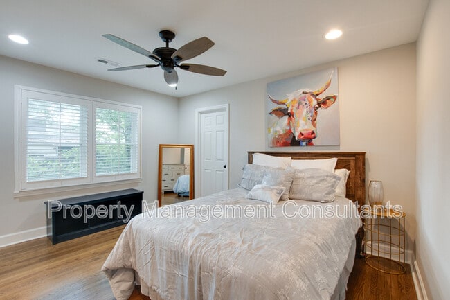 Building Photo - 805 Rison Ave NE