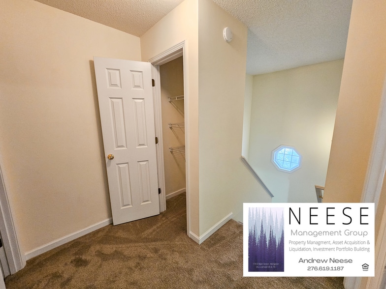 Building Photo - 640 Wyndale Rd