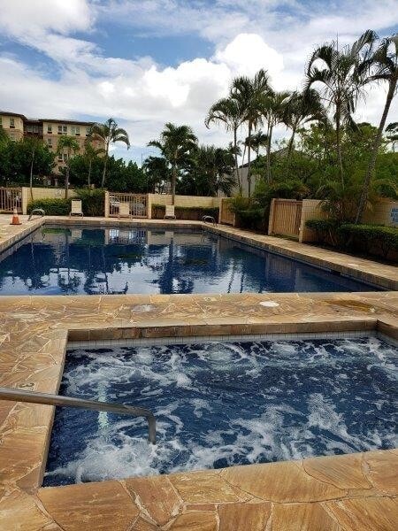 Building Photo - Century Park Plaza Condo - 1 bedroom, 1 bath, 1 parking - Avail 11/9/24