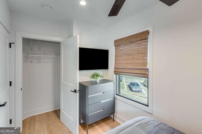 Building Photo - 775 Bradford St NW