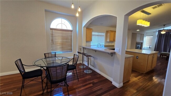 Building Photo - 10809 Armitage Ave