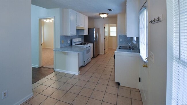 Building Photo - 109 Mountain Laurel Rd