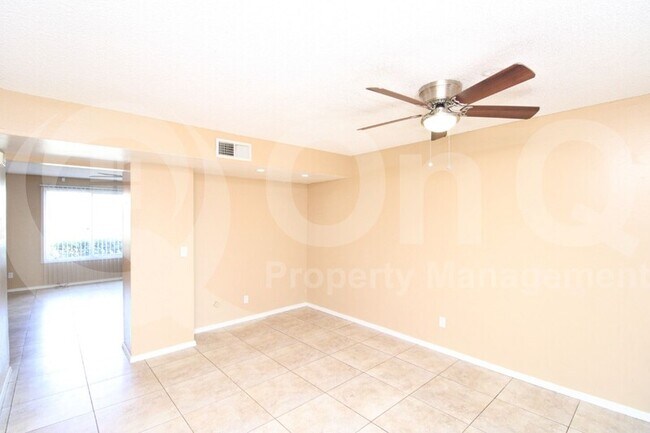 Building Photo - 6560 N 43rd Ave