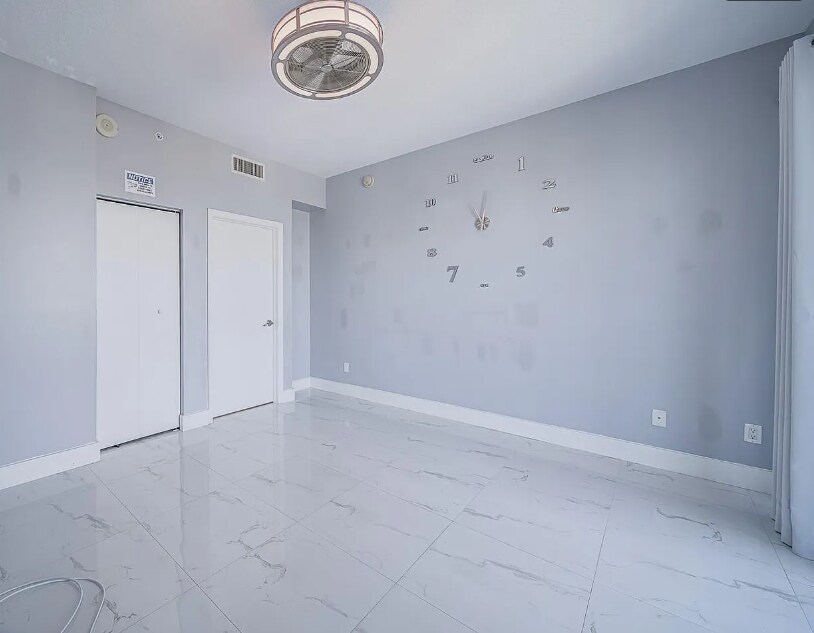 Building Photo - 60 SW 13th St