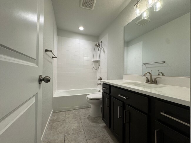 Building Photo - Beautiful New 2 Story Home w/Finished Basement!