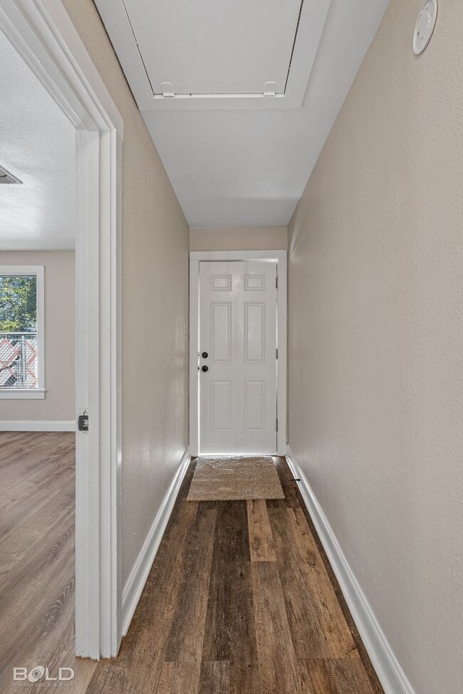 Building Photo - 1129 Boone St