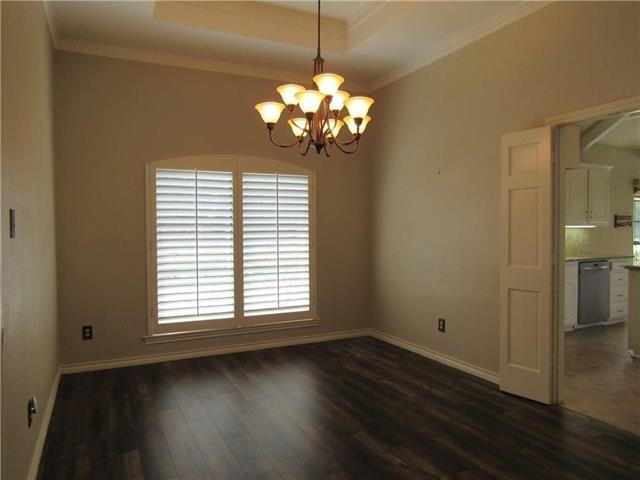 Building Photo - 6711 Lovington Dr