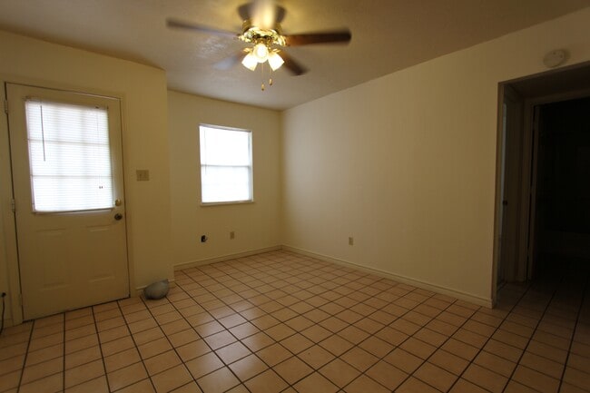 Building Photo - 5675 Stones Throw Dr