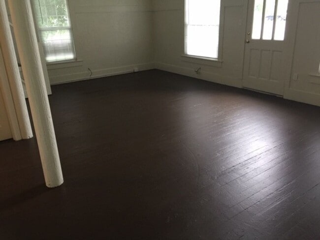 Building Photo - STATUS: AVAILABLE  | R25 | $1395