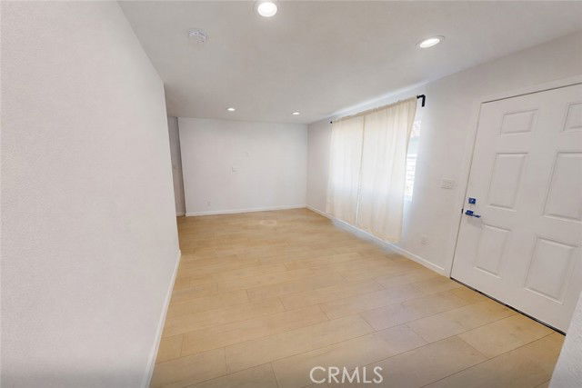 Building Photo - 5637 E Palmdale Blvd