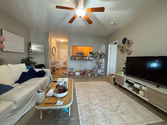 Building Photo - Spacious 2 Bed / 2 Bath Townhome at Fountain View | Morgantown, WV
