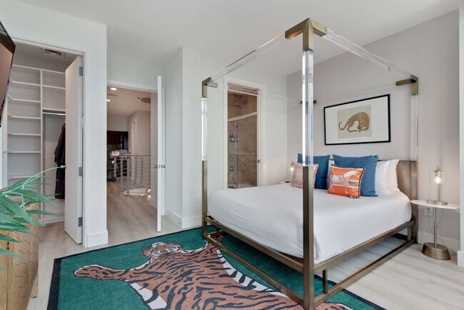 Building Photo - 1395 Brickell Ave