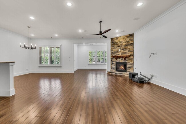 Building Photo - Beautifully maintained and move-in ready, this stunning mostly one-level all-brick home