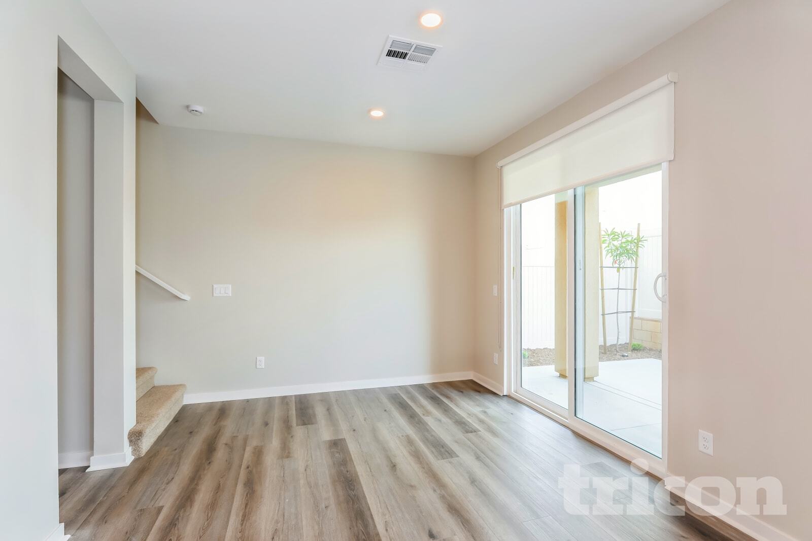 Building Photo - 31575 Hans Dr