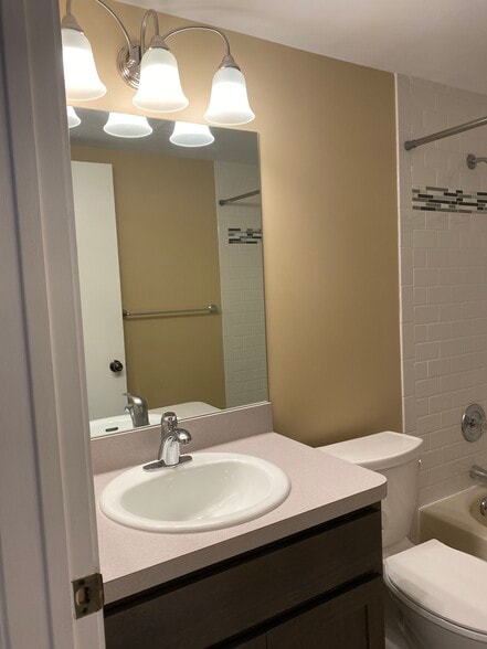 Building Photo - 31803 Nardelli Ln