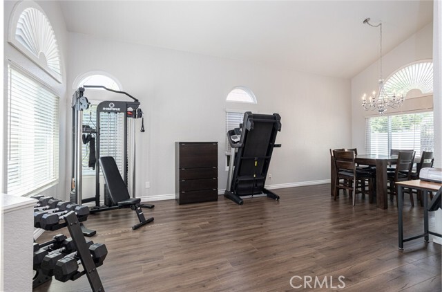 Building Photo - 10352 Desert Star St