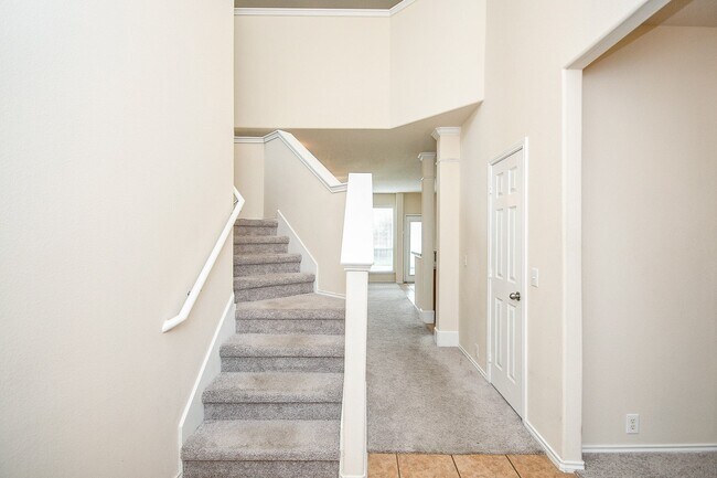 Building Photo - 3015 Darby Brook Dr