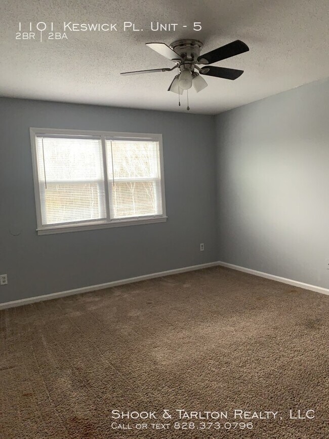 Building Photo - 1101 Keswick Pl