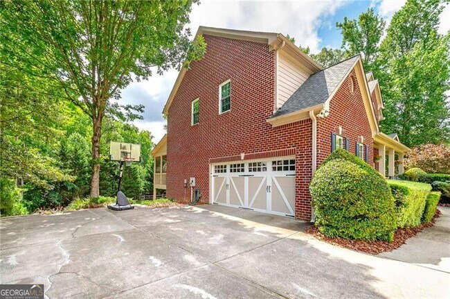 Building Photo - 1120 Bagwell Dr NW