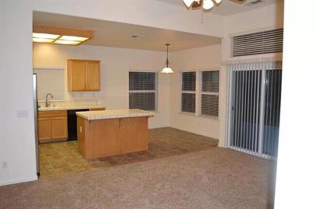 Building Photo - 2860 Blue Oak Ct