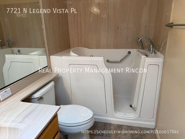 Building Photo - 7721 Legend Vista Pl