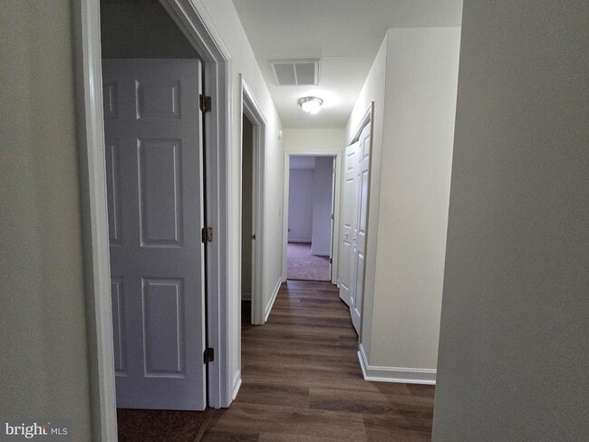 Building Photo - 116 Lowber St