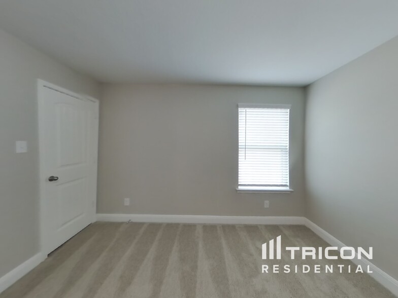 Building Photo - 13006 Carreta Wy