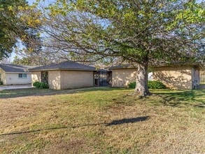 Building Photo - 4804 South Dr