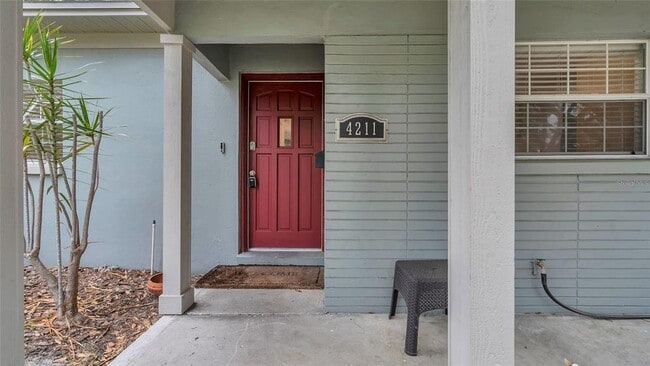 Building Photo - 4211 W Knights Ave
