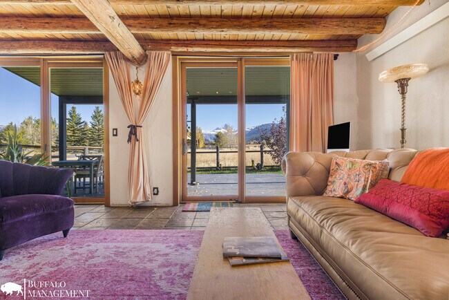 Building Photo - 575 Targhee Towne Rd