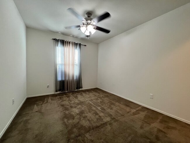 Building Photo - 2880 E Binner Dr